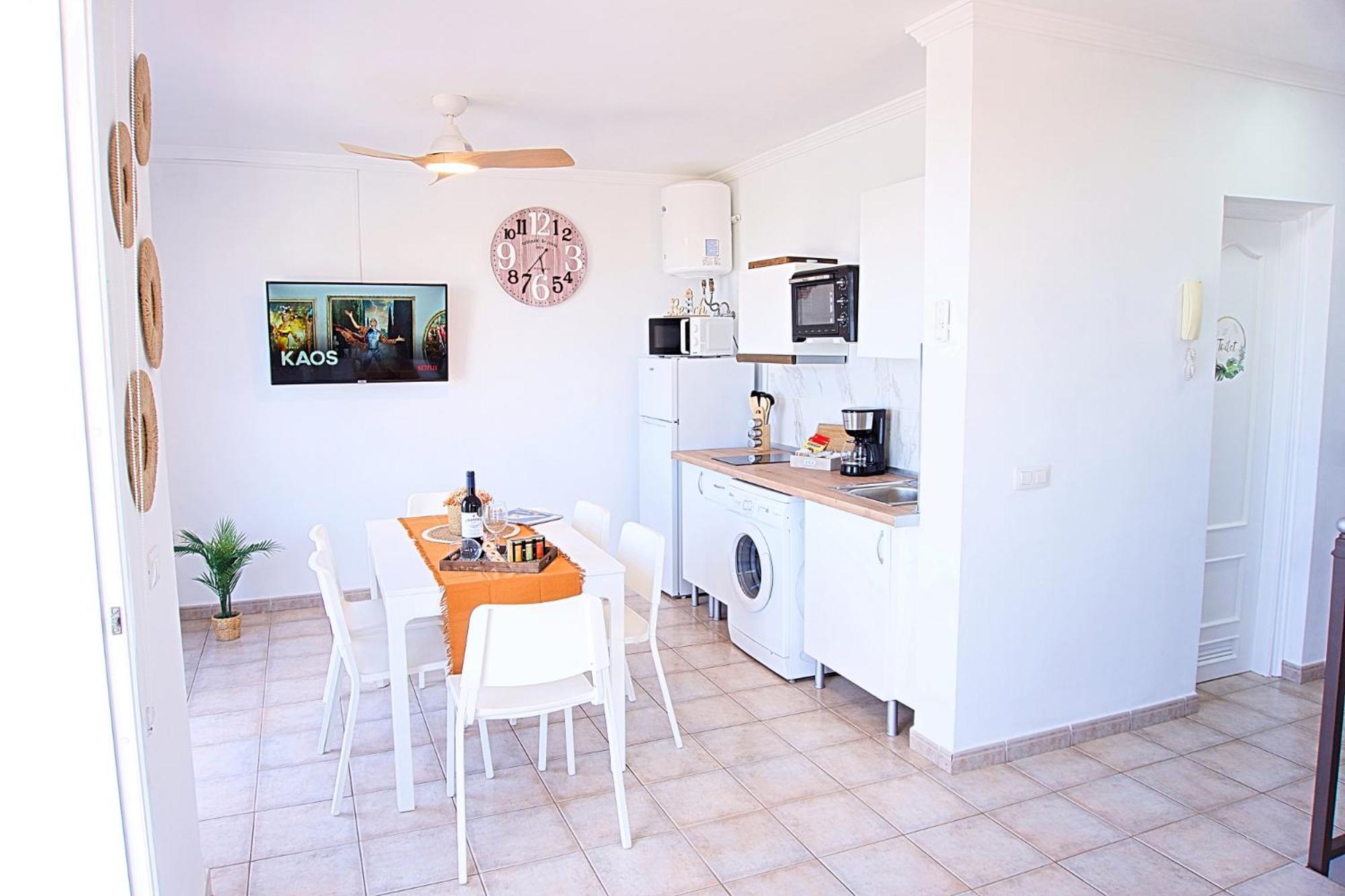 Apartamento,Bbq, Cerca Del Mar Charco del Pino المظهر الخارجي الصورة